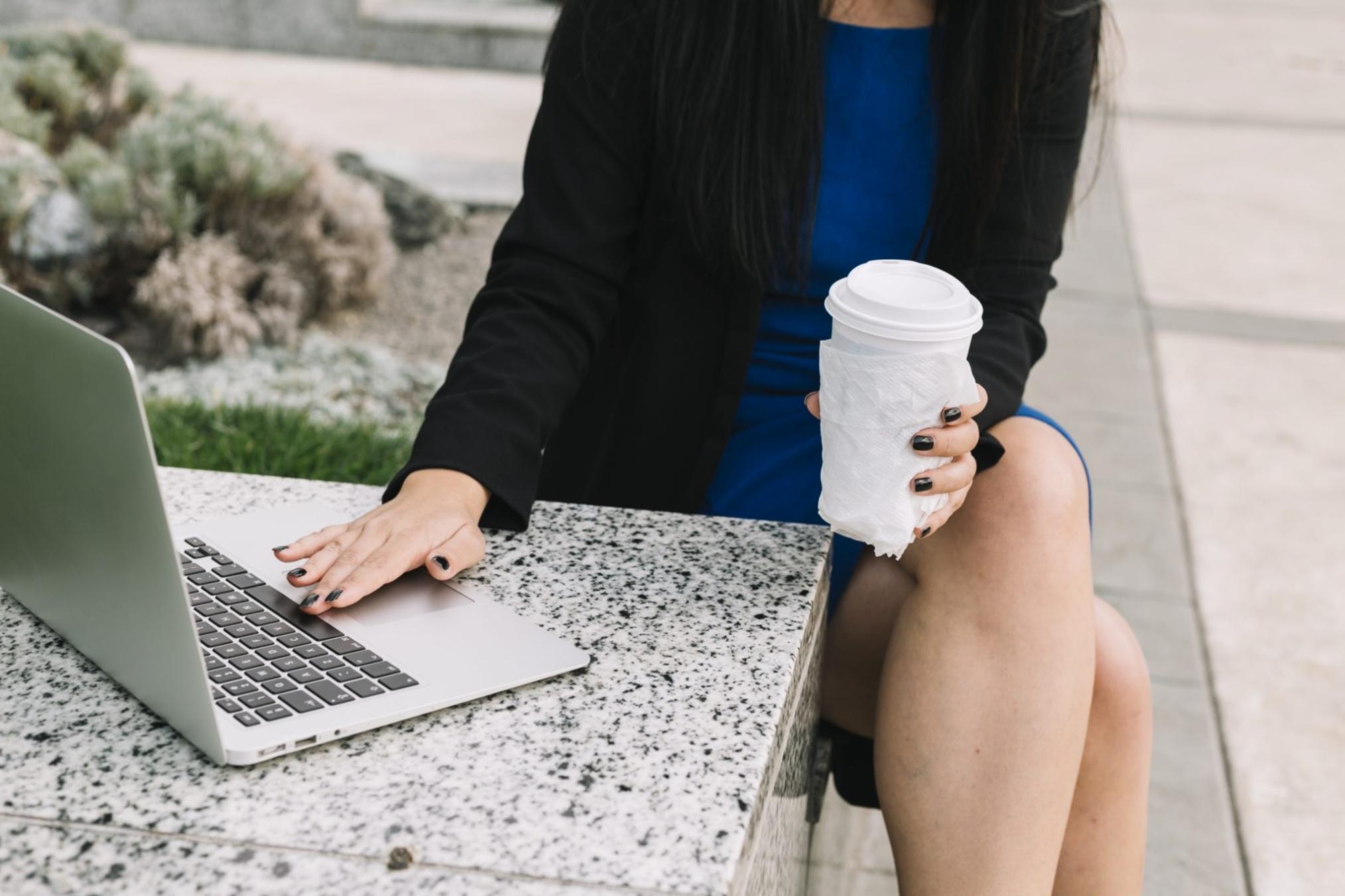 Lernende in einem interaktiven Workshop zur persönlichen Entwicklung